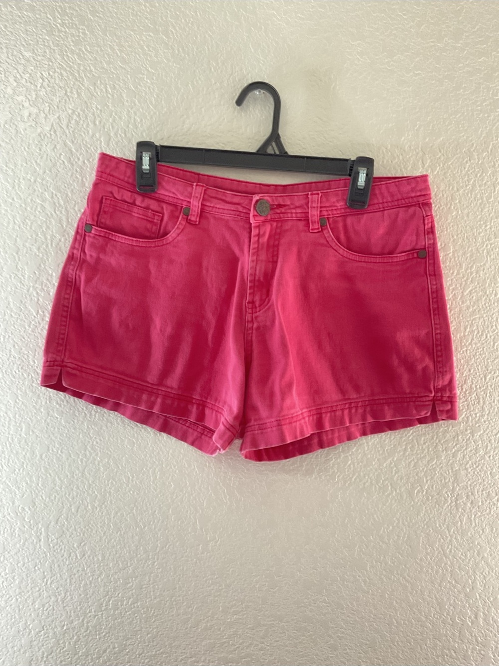 Vintage Women's Pink Denim Shorts Classic Summer Resortwear Staple Barbiecore